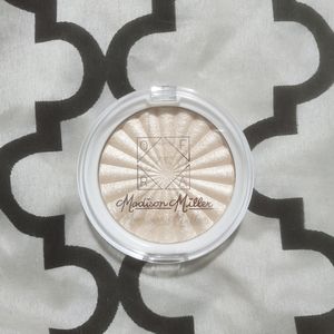 Ofra Cosmetics x Madison Miller Highlighter